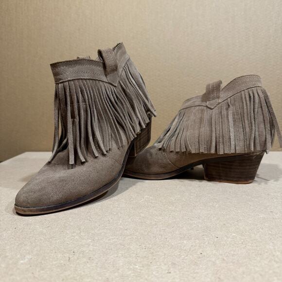 ALTAR'D STATE Fringe Booties Brown Suede Women's Boho Chic Stylish Casual - Picture 1 of 4